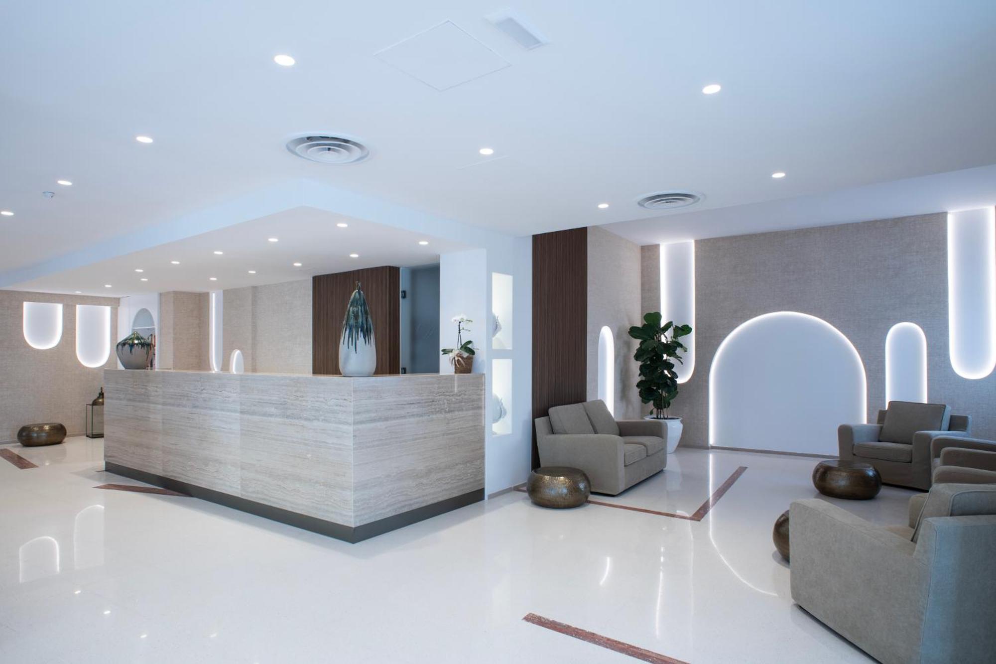 Hotel Albania โอตรันโต ภายนอก รูปภาพ