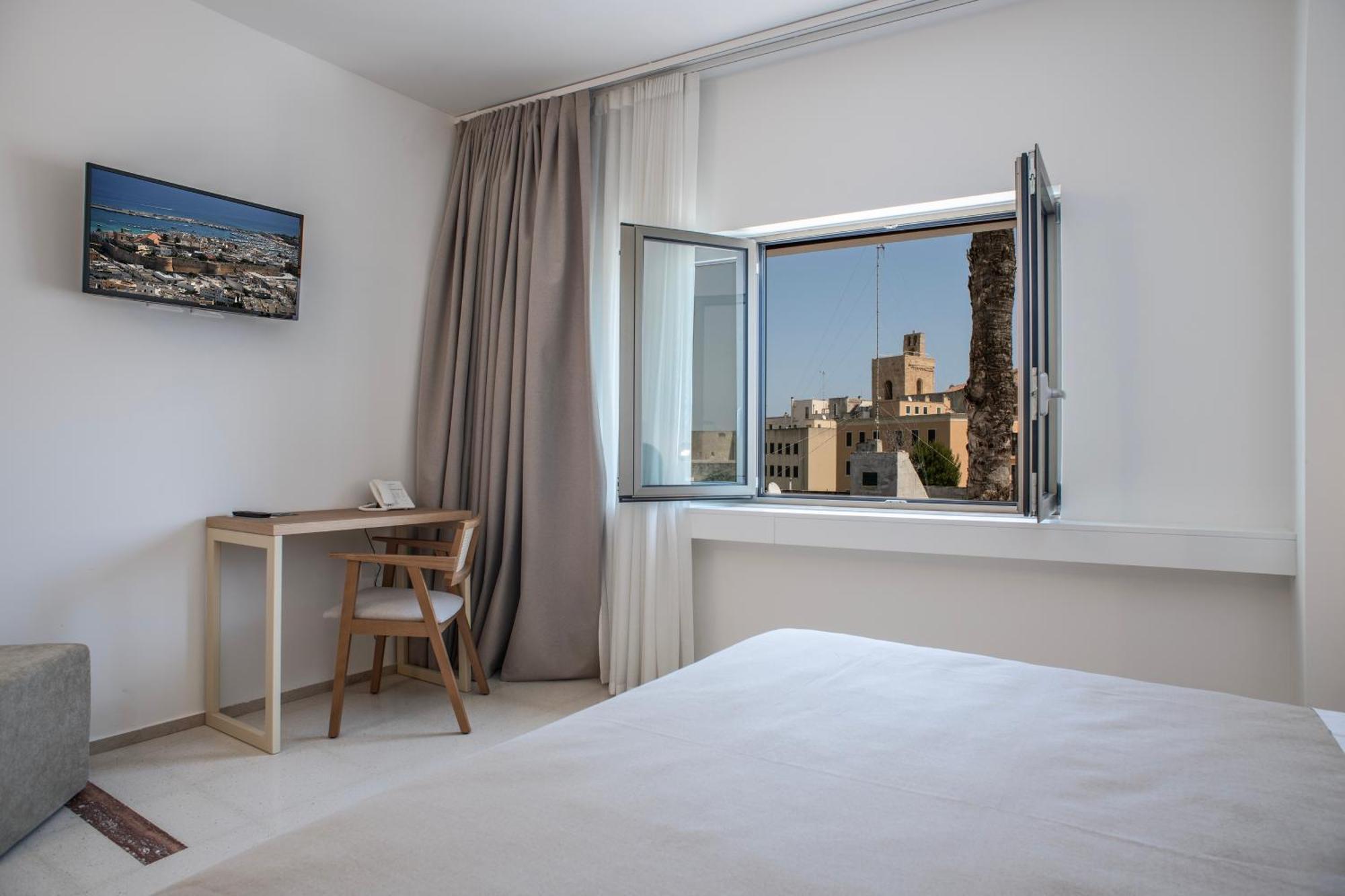 Hotel Albania โอตรันโต ภายนอก รูปภาพ