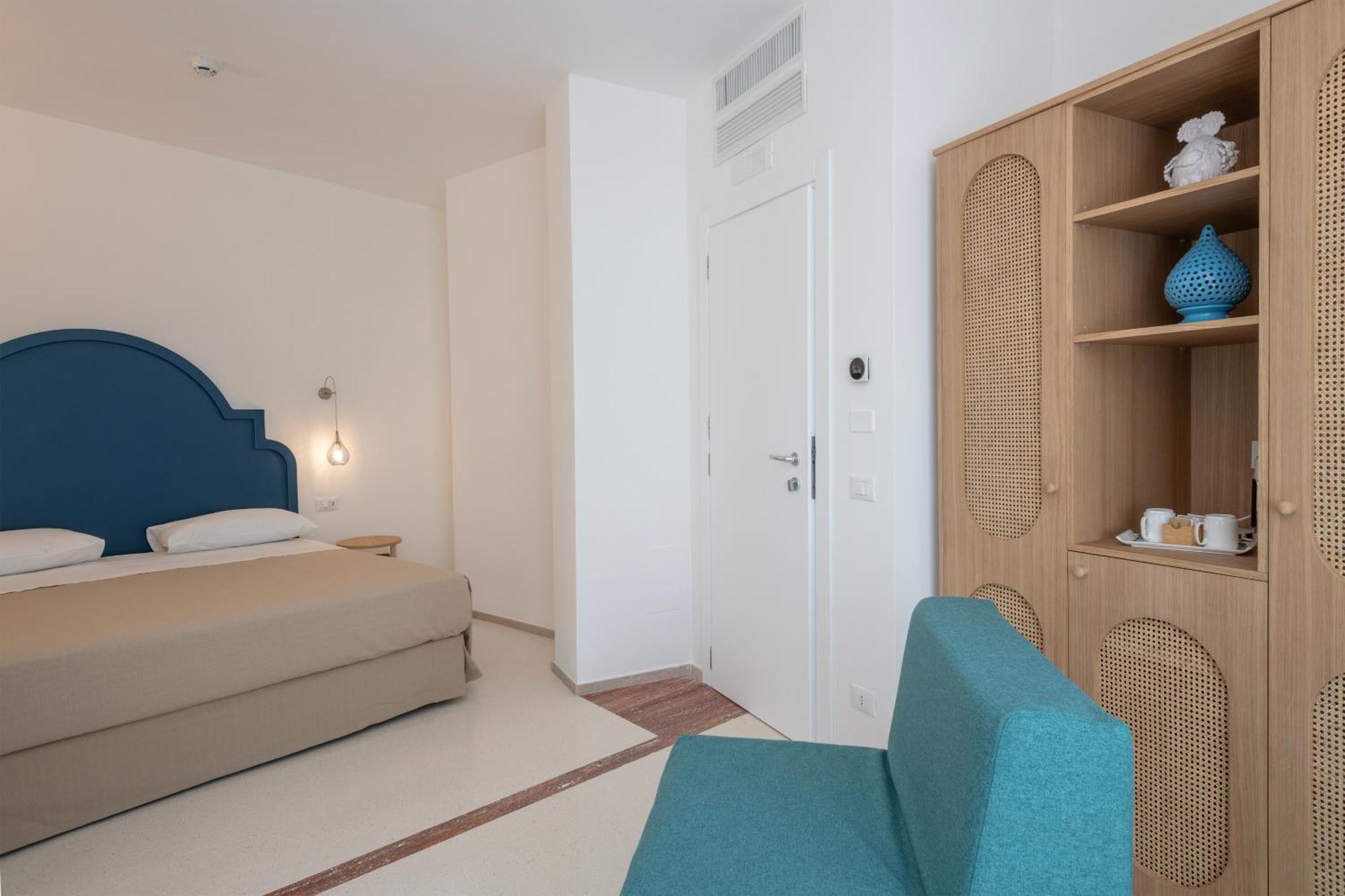 Hotel Albania โอตรันโต ภายนอก รูปภาพ